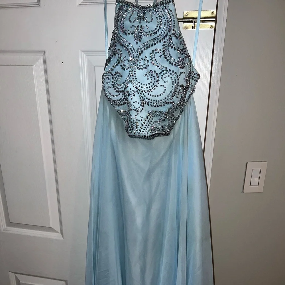 Two piece prom dress !! - Picture 4 of 7